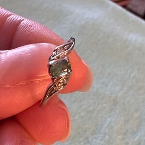 Vintage Ring Green Garnet And White Gold